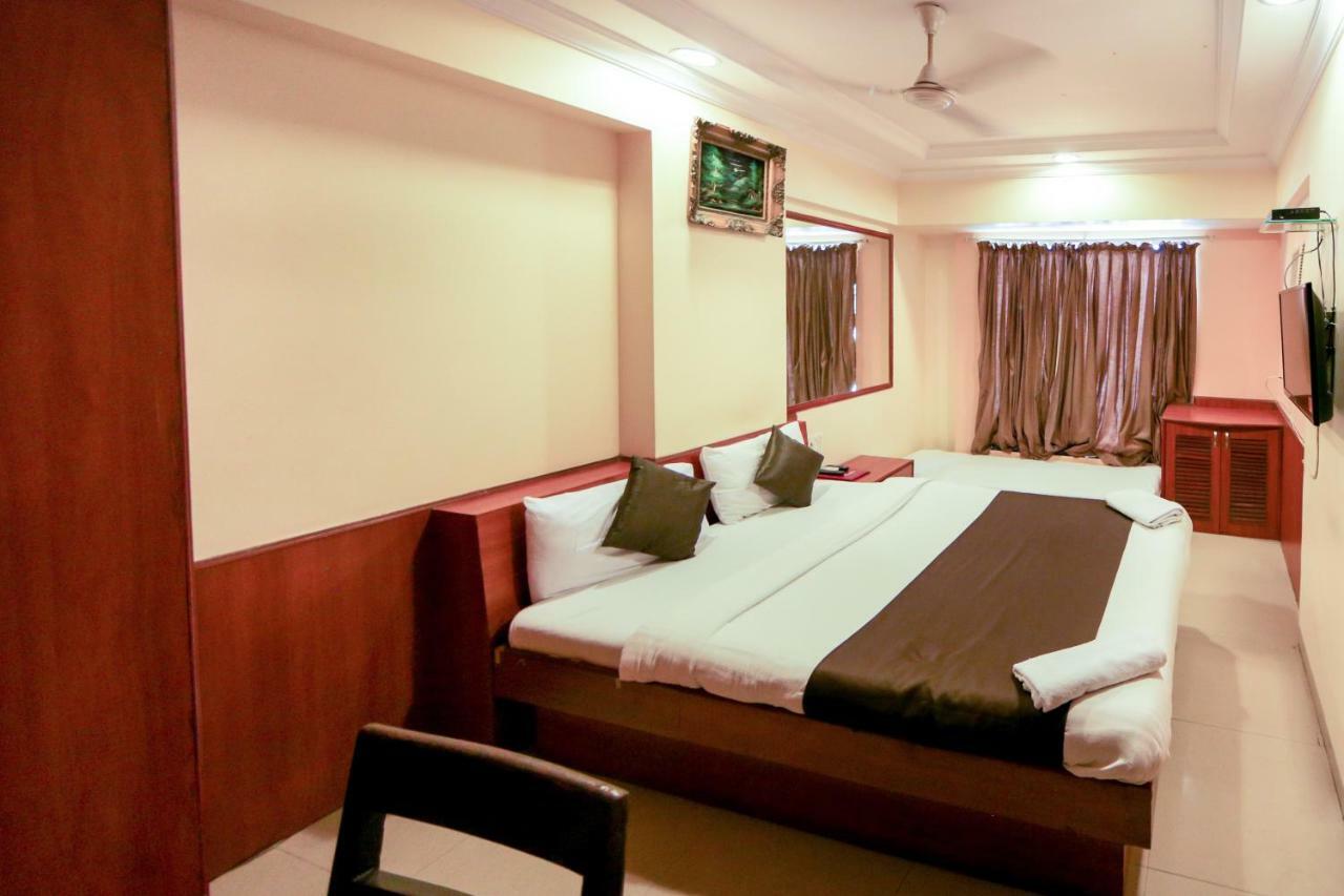 Lucky Hotel Goregaon Мумбаї Екстер'єр фото