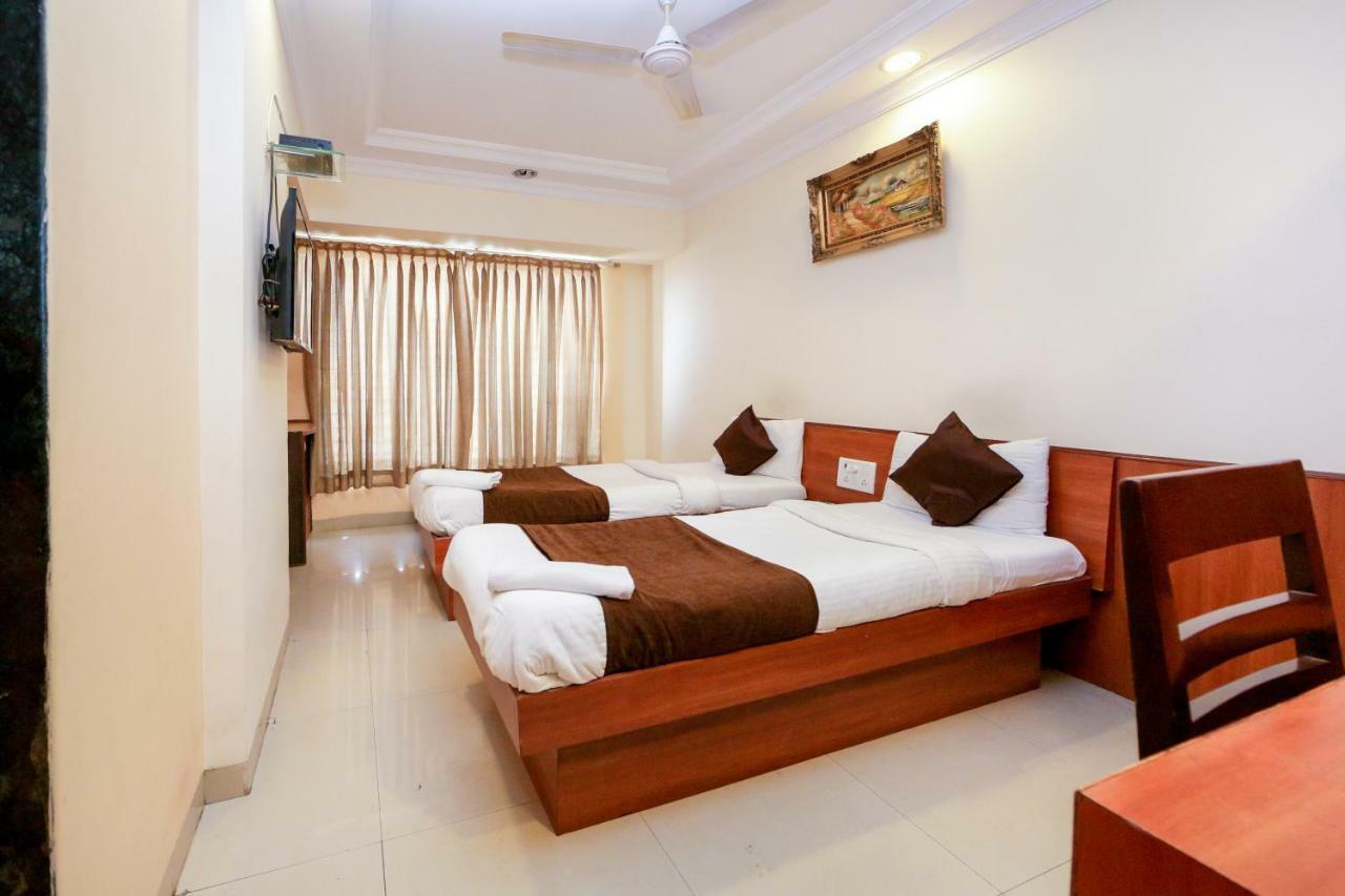 Lucky Hotel Goregaon Мумбаї Екстер'єр фото