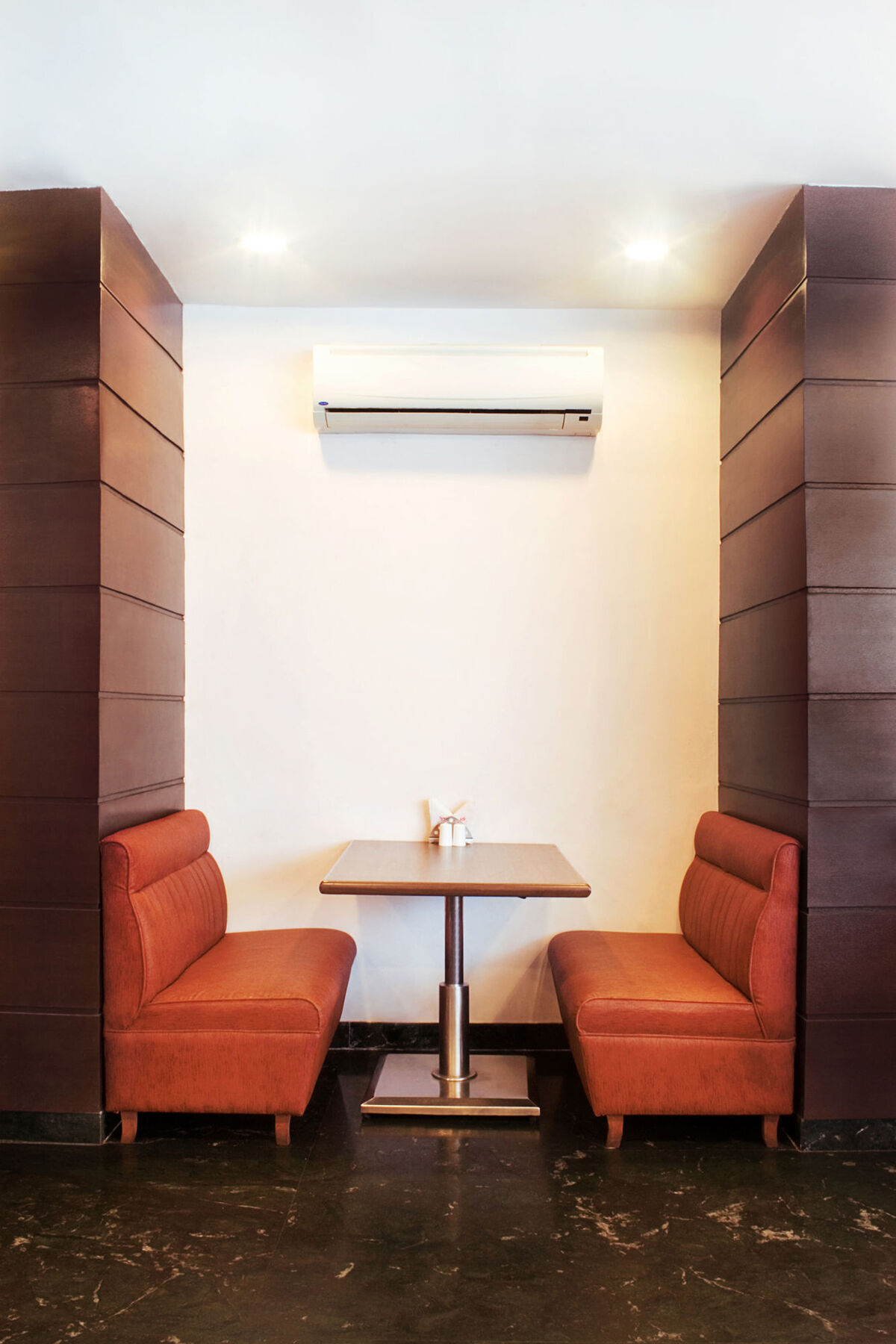 Lucky Hotel Goregaon Мумбаї Екстер'єр фото